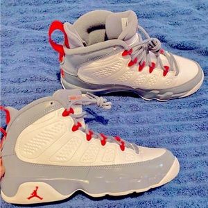 Air Jordan retro 9 “Fire Red” women’s
